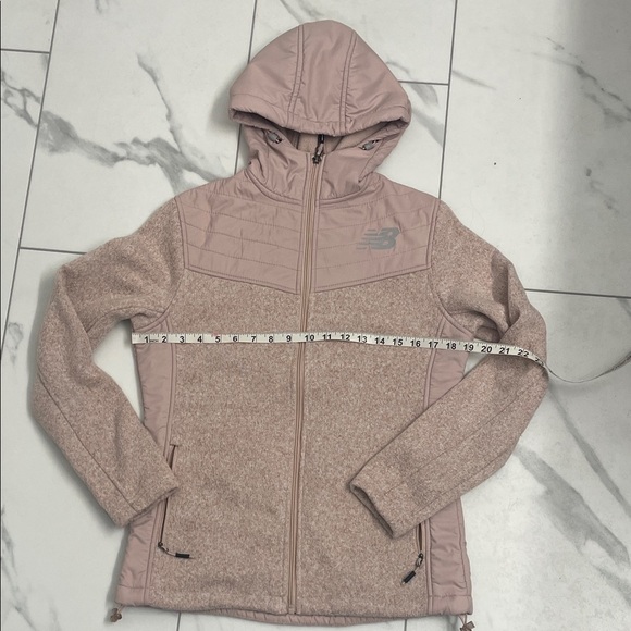 New Balance Women's Light Pink Hoodie Jacket 4 Pockets Sz M - Picture 9 of 13